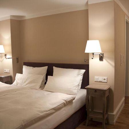 Weinhotel Eltvinum Eltville am Rhein Buitenkant foto