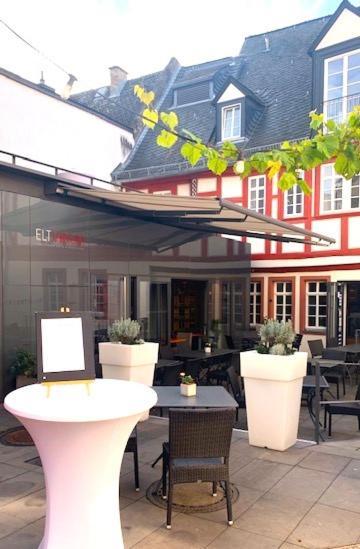 Weinhotel Eltvinum Eltville am Rhein Buitenkant foto